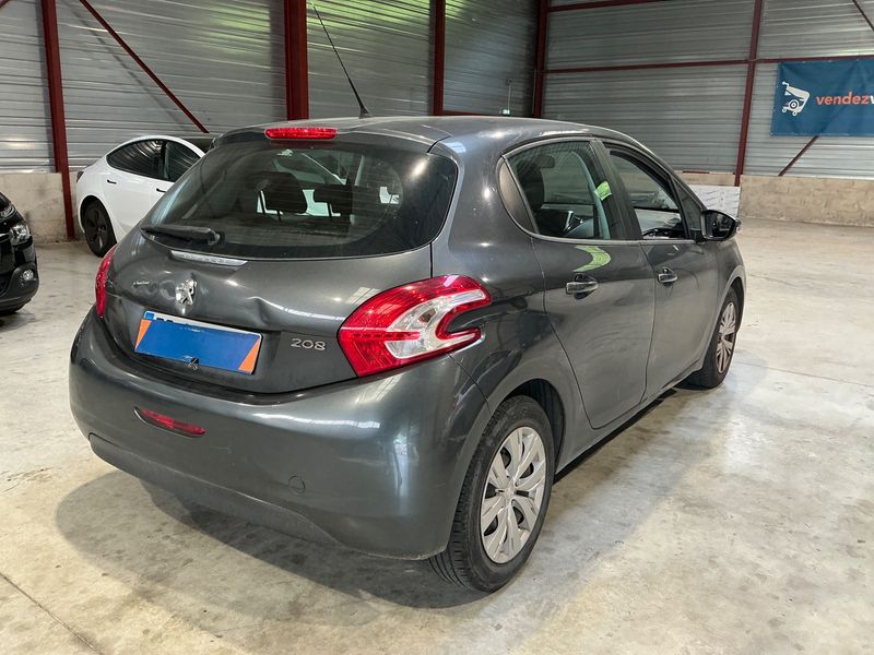 Peugeot 208 1.2 e-VTi Active 2014 – снимка 2
