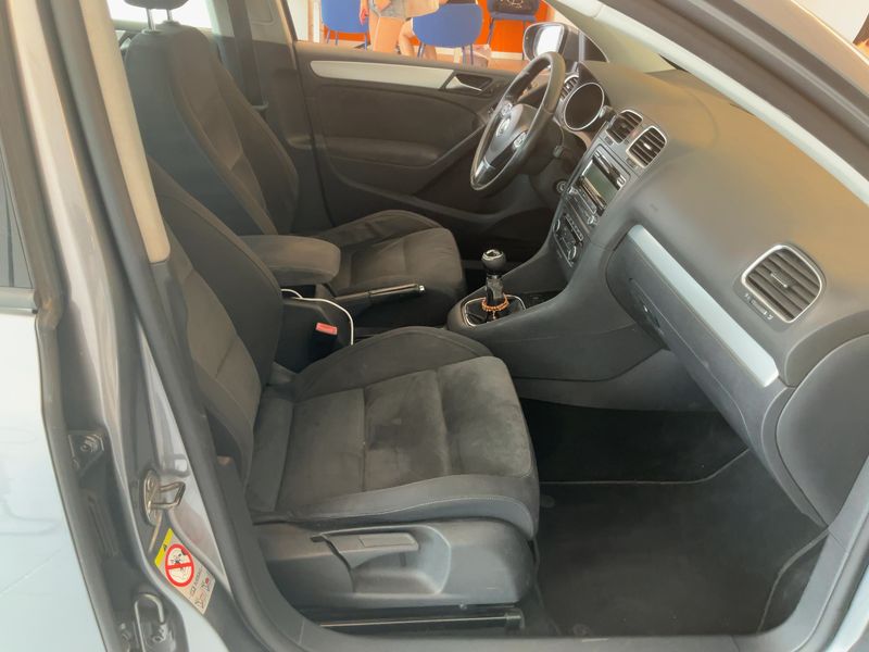Volkswagen Golf VI 1.6 TDI Highline 2010 – снимка 11