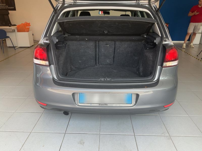 Volkswagen Golf VI 1.6 TDI Highline 2010 – снимка 10