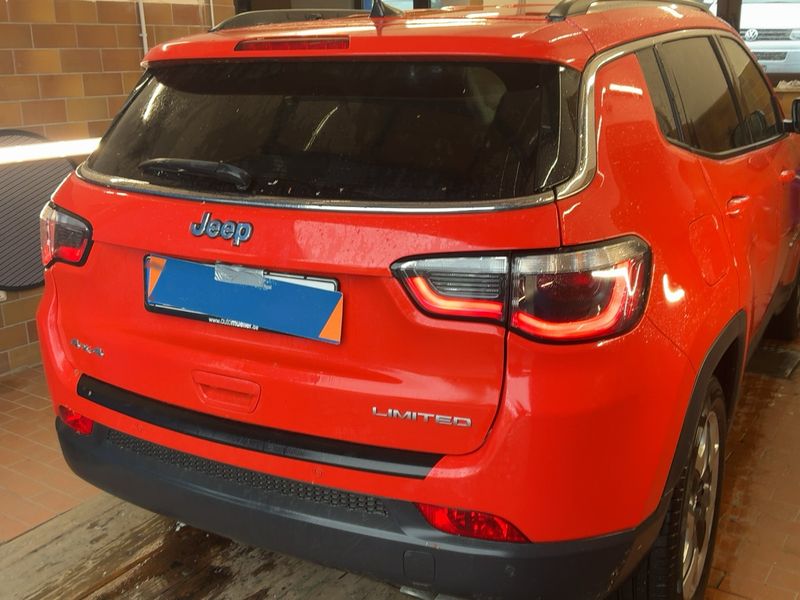 Jeep Compass 2.0 M-Jet Limited 4WD 2018 – снимка 8