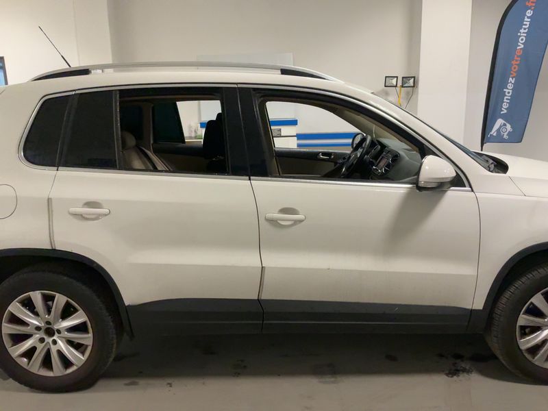 Volkswagen Tiguan 2.0 TDI Sport & Style 4Motion 2008 – снимка 10