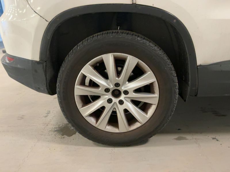 Volkswagen Tiguan 2.0 TDI Sport & Style 4Motion 2008 – снимка 9