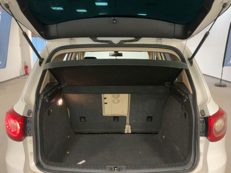 Volkswagen Tiguan 2.0 TDI Sport & Style 4Motion 2008 – снимка 15