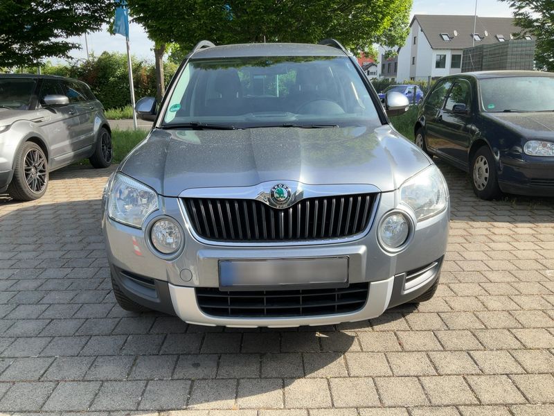 Skoda Yeti 1.2 TSI Ambition Plus Edition 2013 – снимка 14