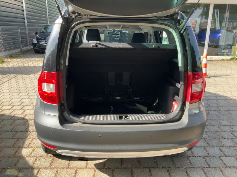 Skoda Yeti 1.2 TSI Ambition Plus Edition 2013 – снимка 15