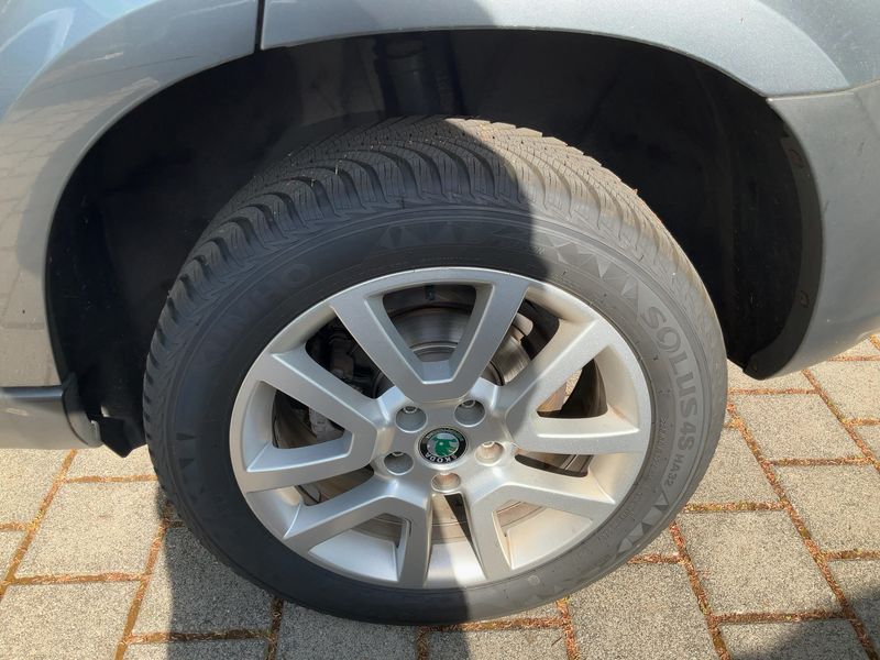 Skoda Yeti 1.2 TSI Ambition Plus Edition 2013 – снимка 5