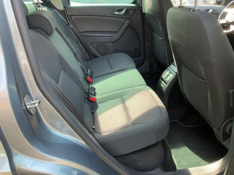 Skoda Yeti 1.2 TSI Ambition Plus Edition 2013 – снимка 19