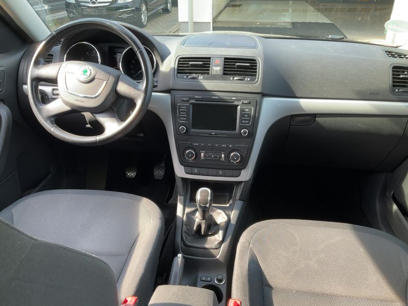 Skoda Yeti 1.2 TSI Ambition Plus Edition 2013 – снимка 17