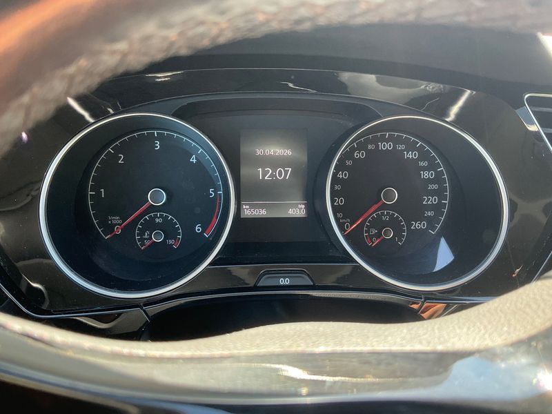 Volkswagen Touran 1.6 TDI Comfortline BlueMotion Tech 2016 – снимка 18