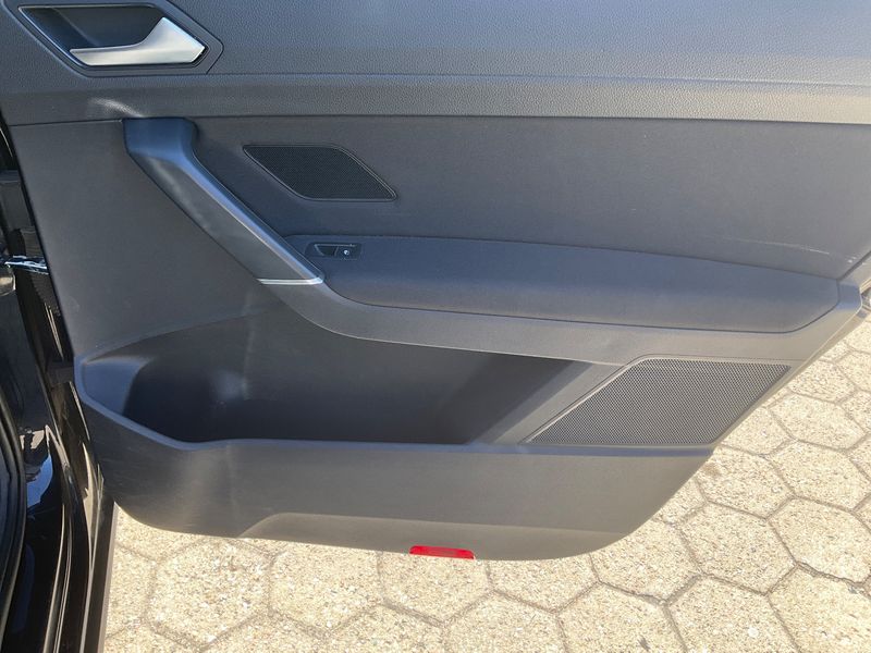 Volkswagen Touran 1.6 TDI Comfortline BlueMotion Tech 2016 – снимка 23