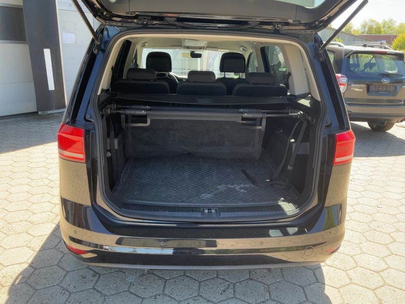Volkswagen Touran 1.6 TDI Comfortline BlueMotion Tech 2016 – снимка 15