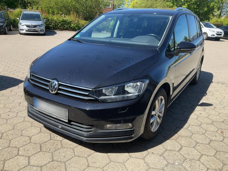 Volkswagen Touran 1.6 TDI Comfortline BlueMotion Tech 2016 – снимка 1