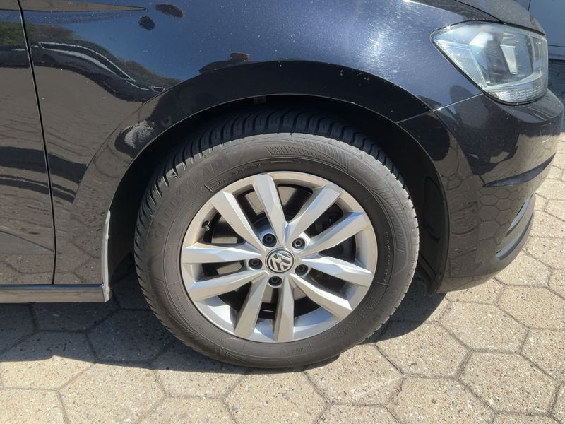 Volkswagen Touran 1.6 TDI Comfortline BlueMotion Tech 2016 – снимка 11
