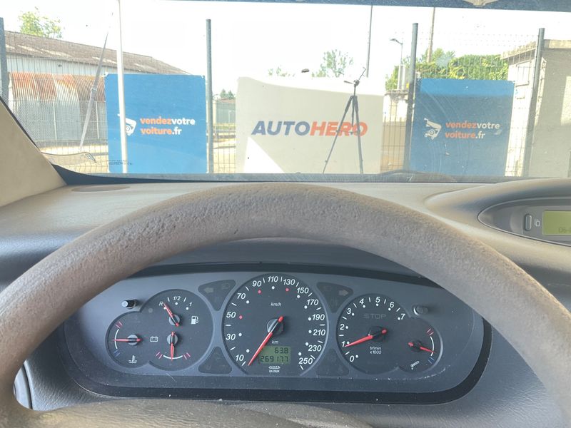 Citroen C5 2.0 HDi 2002 – снимка 4