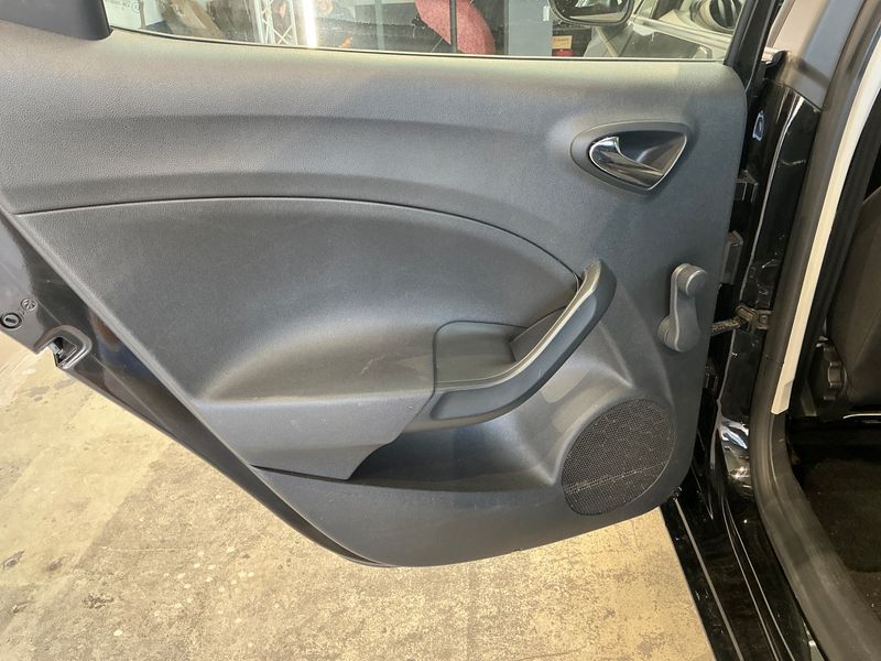 Seat Ibiza 1.2 TSI Reference 2017 – снимка 29