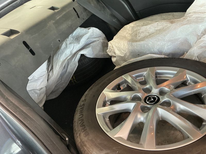 Mazda 3 2.0 Center-Line 2014 – снимка 15