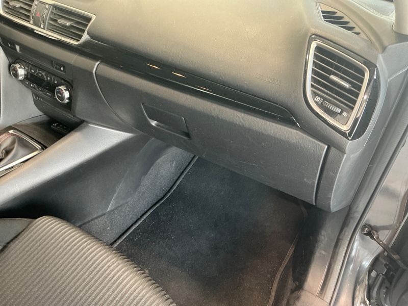 Mazda 3 2.0 Center-Line 2014 – снимка 35