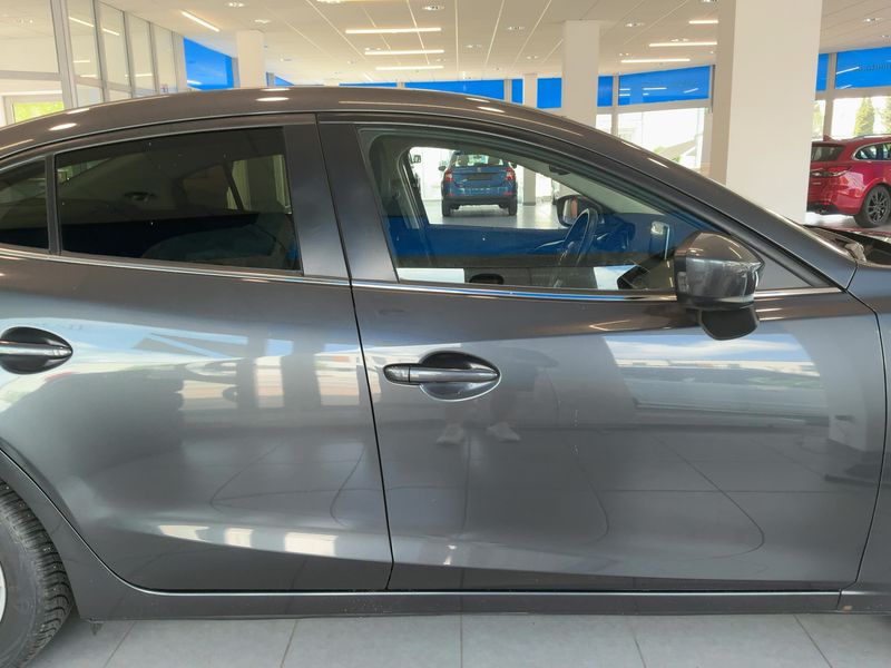 Mazda 3 2.0 Center-Line 2014 – снимка 10