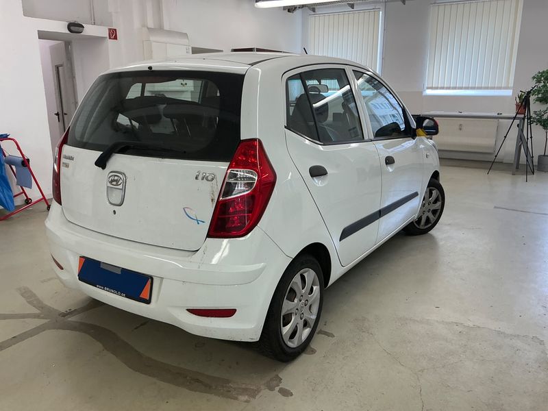 Hyundai i10 1.1 UEFA Euro 2012 Edition 2012 – снимка 2