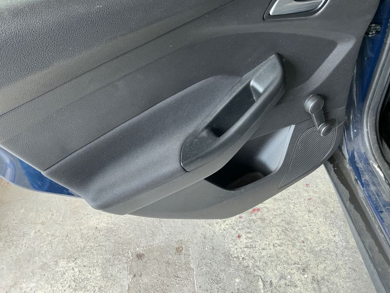 Ford Focus 1.5 TDCi Business 2017 – снимка 29