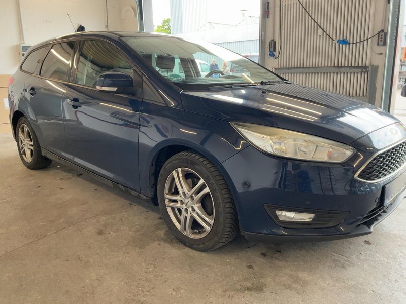 Ford Focus 1.5 TDCi Business 2017 – снимка 12