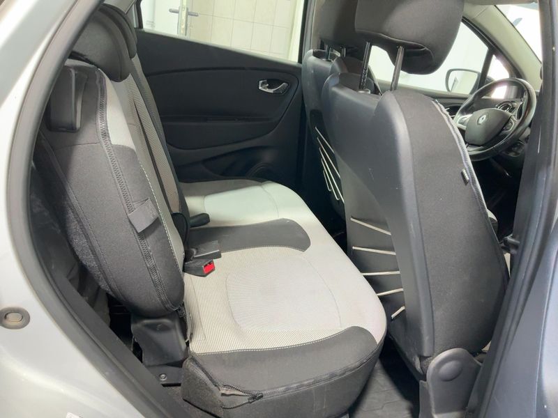 Renault Captur 1.5 dCi Energy Intens 2017 – снимка 20
