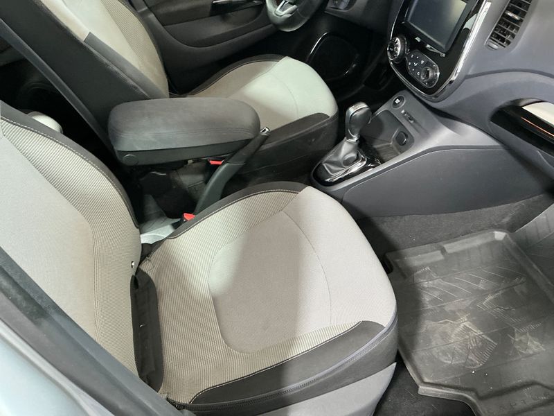 Renault Captur 1.5 dCi Energy Intens 2017 – снимка 37
