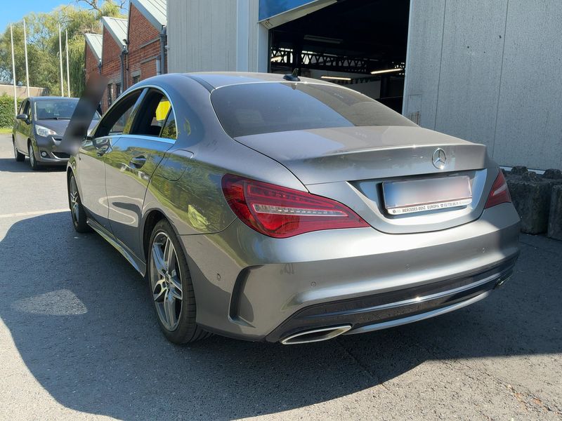 Mercedes-Benz CLA-Klasse CLA 200 d AMG Line 2019 – снимка 6