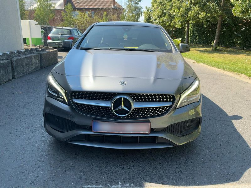 Mercedes-Benz CLA-Klasse CLA 200 d AMG Line 2019 – снимка 14