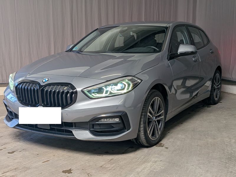 BMW 1er 118i Sport Line 2022 – снимка 1