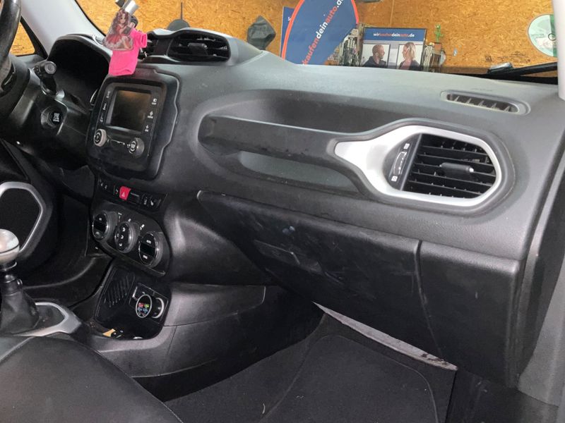 Jeep Renegade 1.4 M-Air Limited FWD 2014 – снимка 36