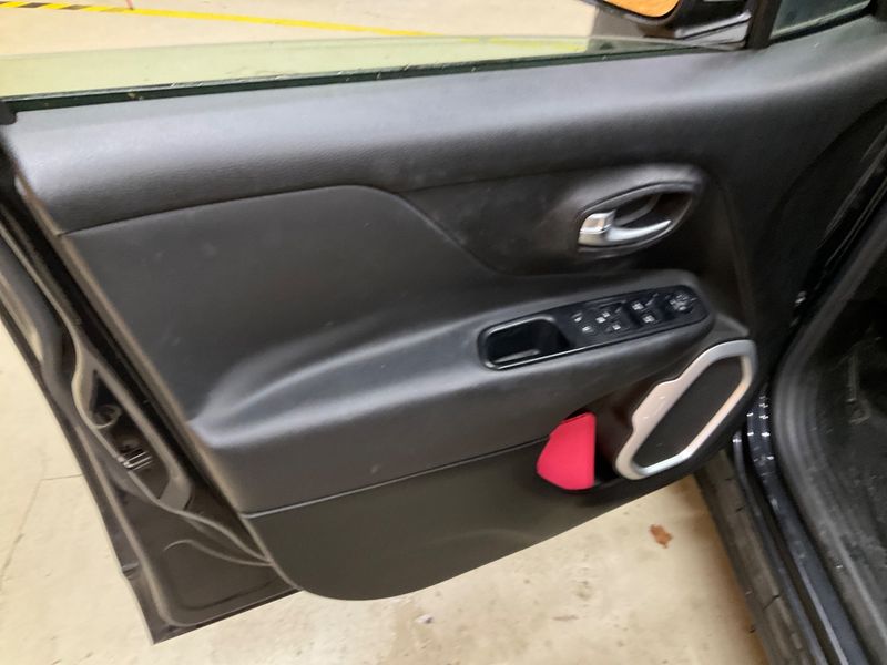 Jeep Renegade 1.4 M-Air Limited FWD 2014 – снимка 41
