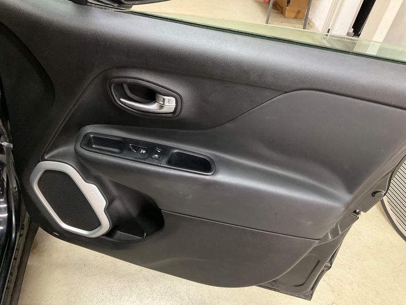 Jeep Renegade 1.4 M-Air Limited FWD 2014 – снимка 31