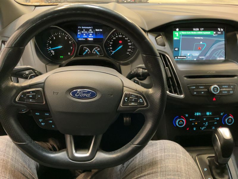Ford Focus 1.5 EcoBoost ST-Line 2018 – снимка 18