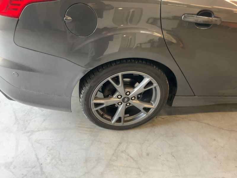 Ford Focus 1.5 EcoBoost ST-Line 2018 – снимка 9