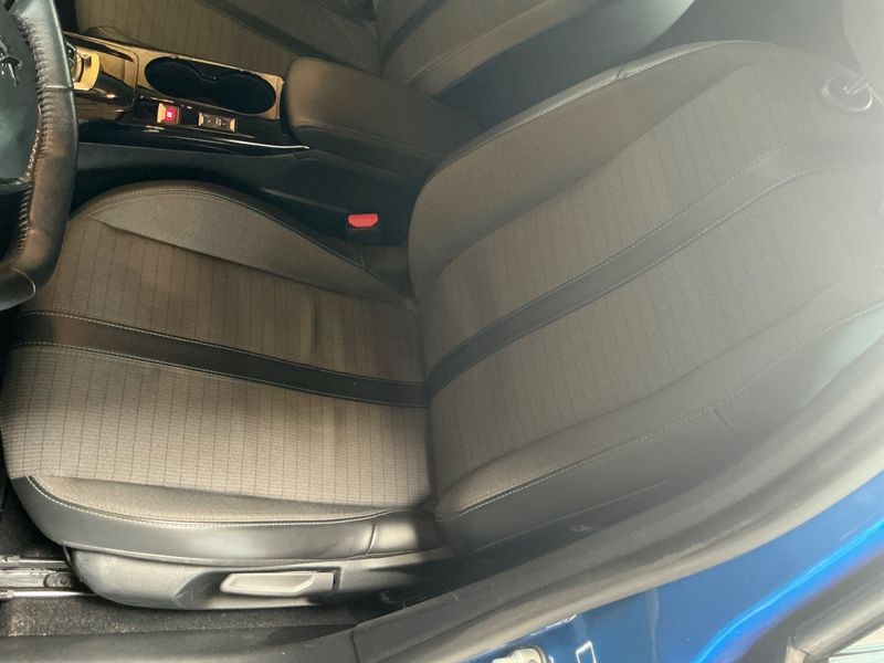 Peugeot 208 1.2 PureTech Allure Pack 2021 – снимка 23