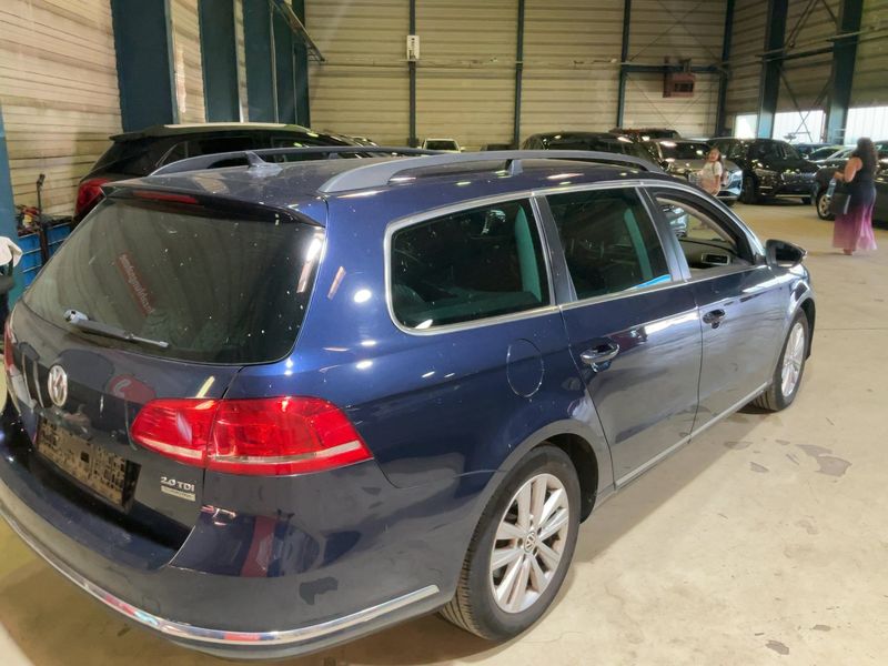 Volkswagen Passat 2.0 TDI Comfortline BlueMotion Tech 2013 – снимка 6