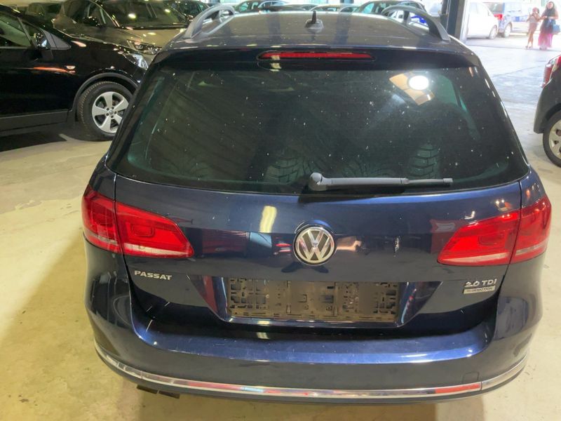 Volkswagen Passat 2.0 TDI Comfortline BlueMotion Tech 2013 – снимка 5