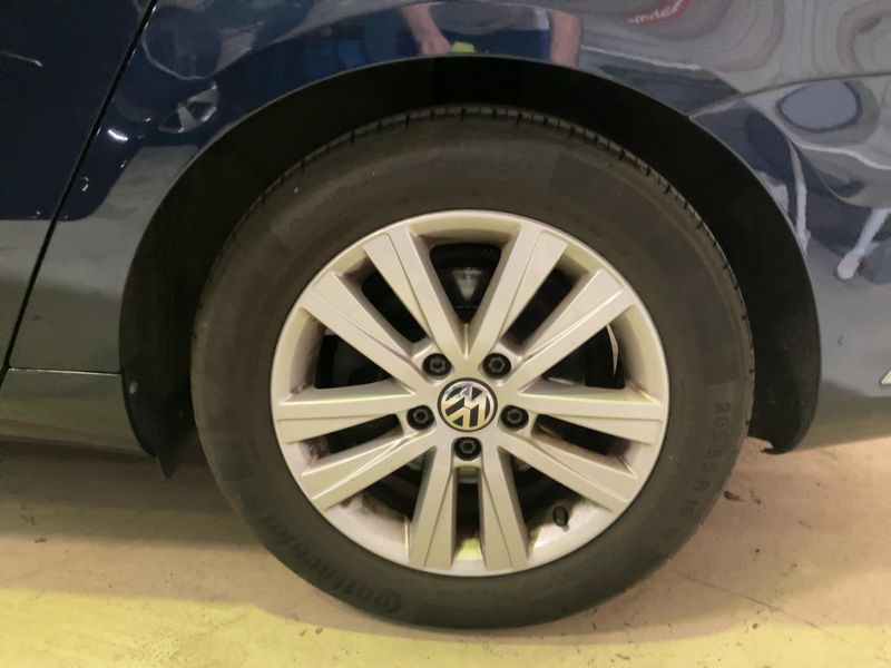 Volkswagen Passat 2.0 TDI Comfortline BlueMotion Tech 2013 – снимка 18