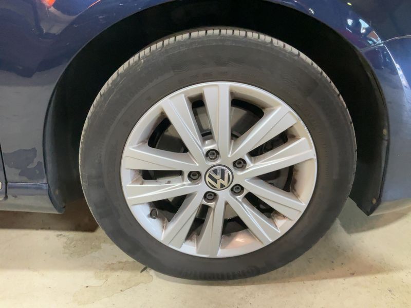 Volkswagen Passat 2.0 TDI Comfortline BlueMotion Tech 2013 – снимка 20