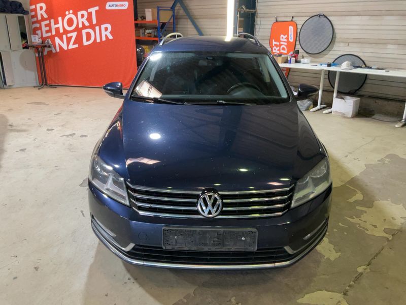 Volkswagen Passat 2.0 TDI Comfortline BlueMotion Tech 2013 – снимка 14