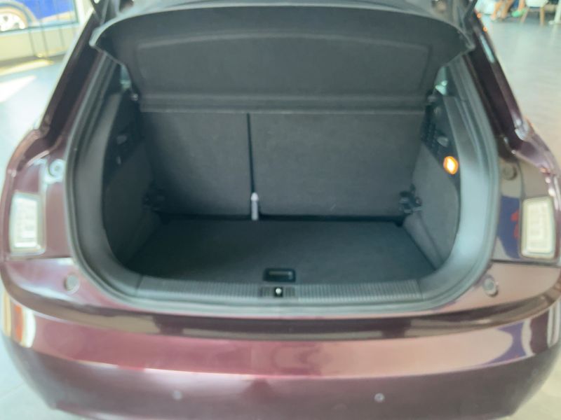 Audi A1 Sportback 1.6 TDI Ambition 2012 – снимка 16