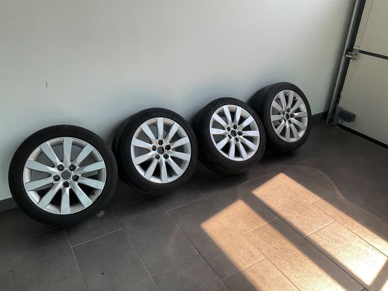Audi A1 Sportback 1.6 TDI Ambition 2012 – снимка 15