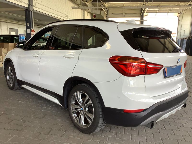 BMW X1 xDrive 20d Sport Line 2015 – снимка 6