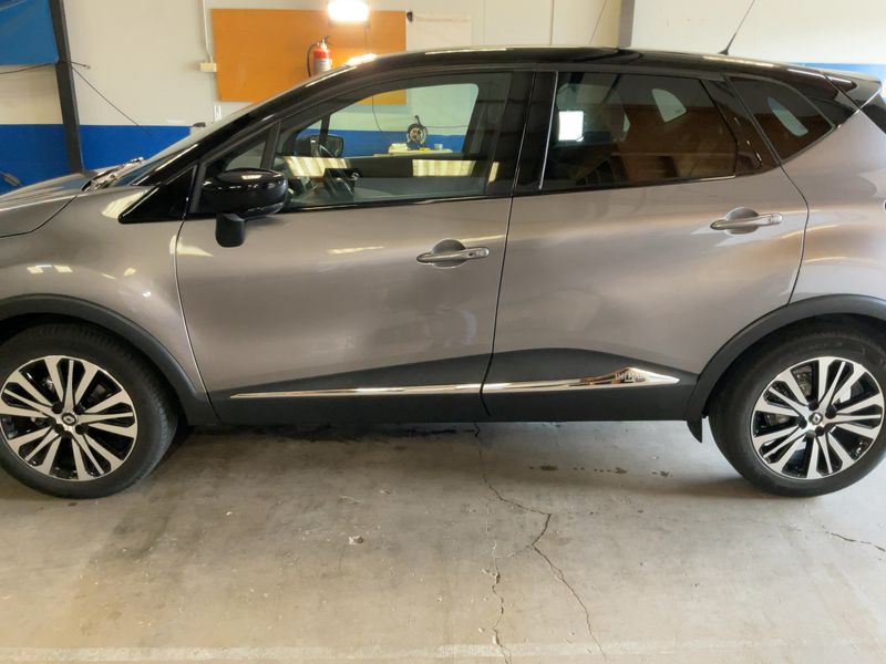 Renault Captur 1.2 TCe Initiale Paris 2017 – снимка 4