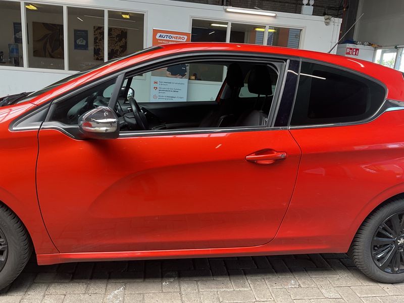 Peugeot 208 1.6 Blue-HDi Allure 2016 – снимка 4