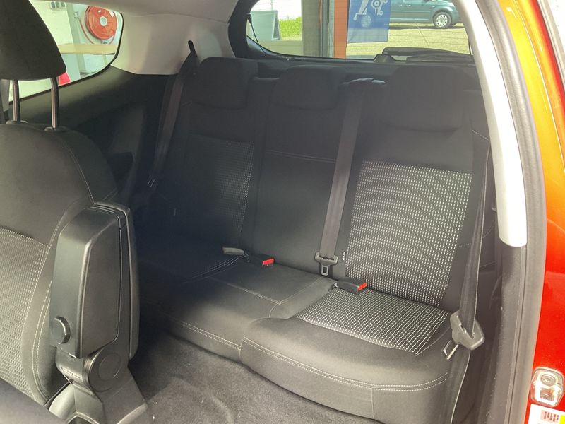 Peugeot 208 1.6 Blue-HDi Allure 2016 – снимка 19