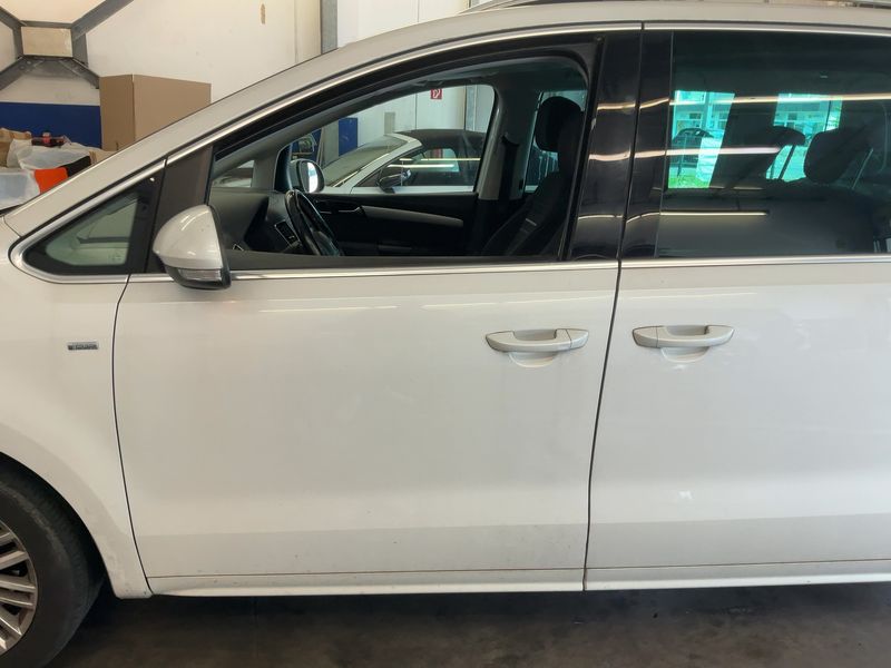 Volkswagen Sharan 2.0 TDI Cup BlueMotion Tech 2015 – снимка 4