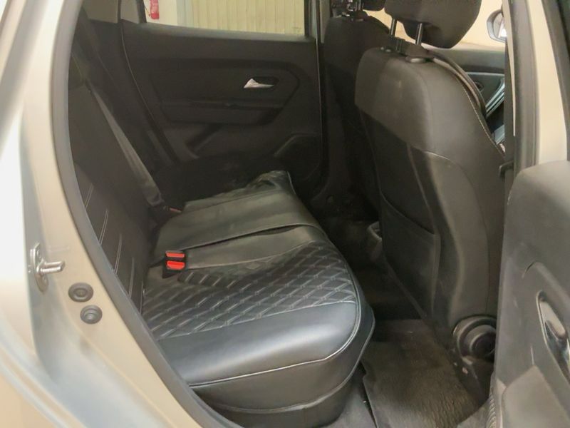 Dacia Duster 1.5 dCi Prestige 2018 – снимка 19