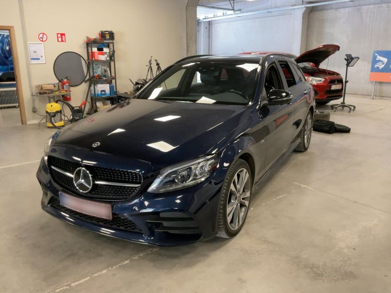Mercedes-Benz C-Klasse C 300 de T Night Edition AMG Line 2021 – снимка 1